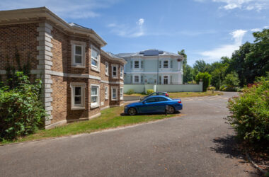 Villa Adastra, Hassocks
